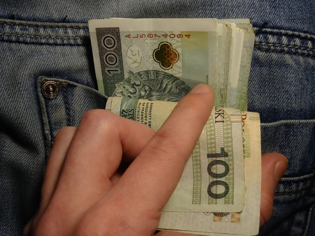 ファッションレンタルの支払いをコンビニでする方法は？