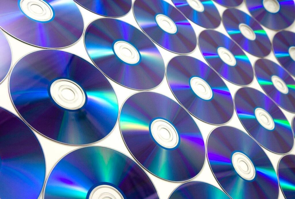 TSUTAYAのDVD延滞料金はどのくらいかかるの？