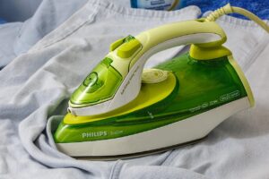 通勤に最適な服のレンタルサービスとは？
