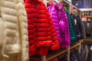 洋服レンタルサブスクの初回割引はどれくらいお得なの？